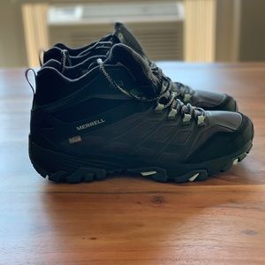 MERRELL Moab Vibram Arctic Grip hiking shoes